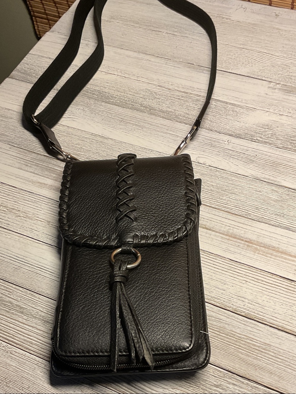 Coldwater Creek Leather Cross Body Bag Purse Organizer 9"x5" Lots of Pockets